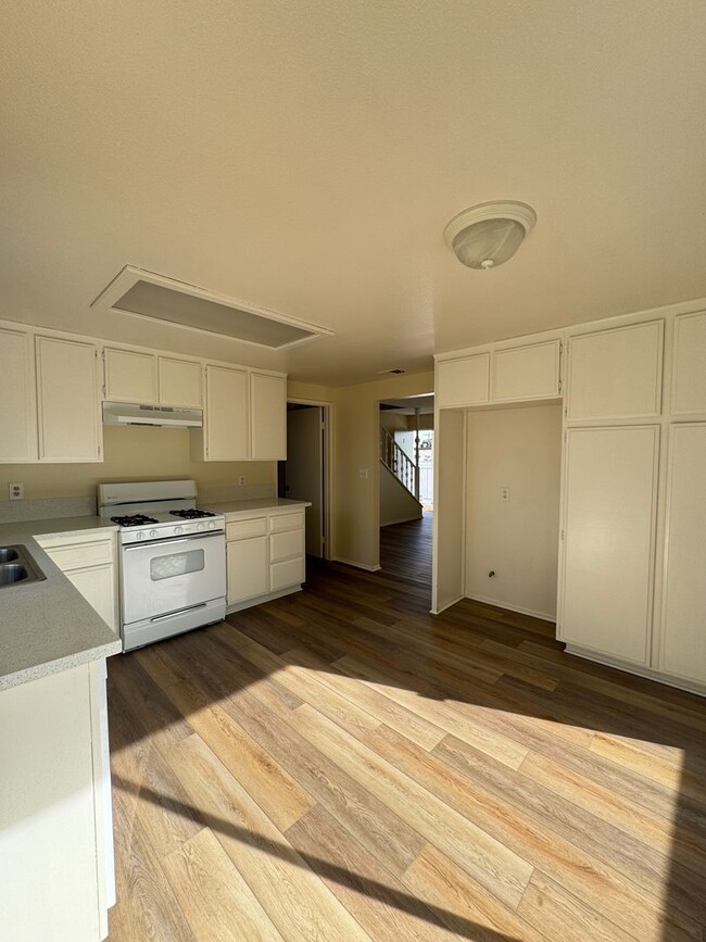 1657 257th St in Los Angeles, CA - Building Photo - Building Photo