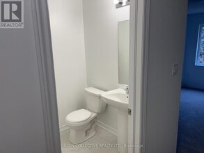 34 Milson Cres in Essa, ON - Building Photo - Building Photo