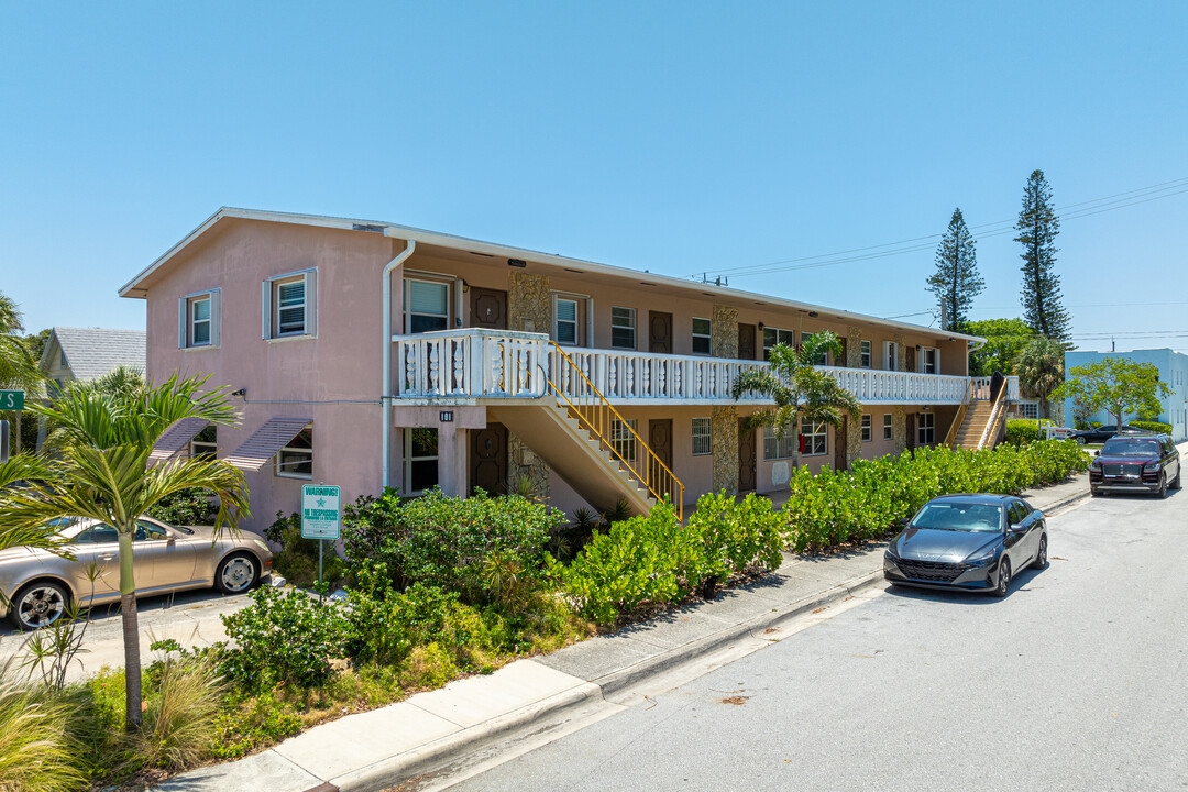 Townsite Apts Four Condo in Lake Worth Beach, FL - Building Photo