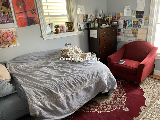 25 1/2 Gore St, Unit 2