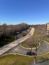 101 Bar Harbour Rd in Schaumburg, IL - Foto de edificio - Building Photo