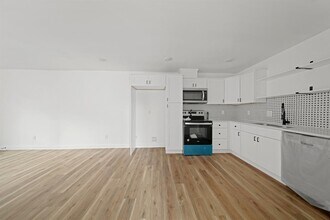 807 Cullen Blvd in Houston, TX - Building Photo - Building Photo