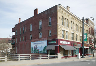 11-21 Main St in Torrington, CT - Building Photo - Building Photo