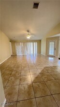 2911 Elaine Ave N in Lehigh Acres, FL - Building Photo - Building Photo