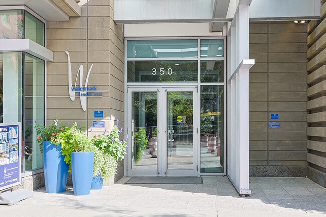 Watermark Kendall West in Cambridge, MA - Building Photo - Building Photo