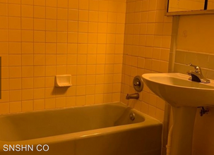 5262 N Teutonia Ave in Milwaukee, WI - Building Photo - Building Photo