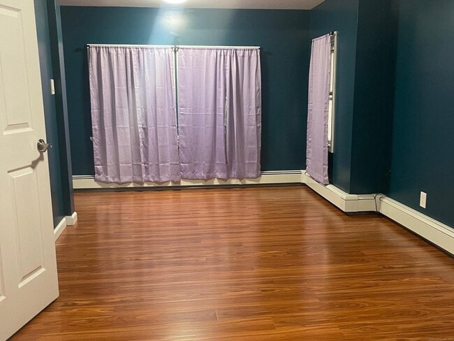 5 Pinehurst Ave in Waterbury, CT - Building Photo - Building Photo