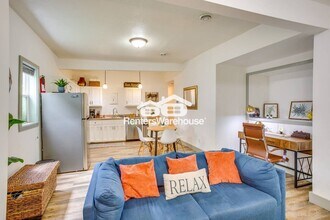 1811 Quincy St NE in Minneapolis, MN - Building Photo - Building Photo