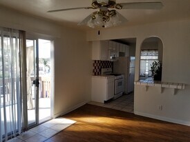 420 S Evans St, Unit Evans in San Diego, CA - Building Photo