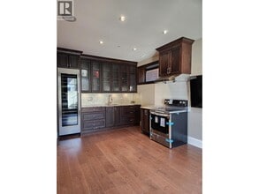W13 Avenue in Vancouver, BC - Building Photo - Building Photo