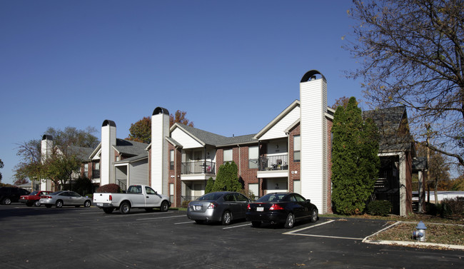 Vanderbilt Apartments in St. Peters, MO - Building Photo - Building Photo