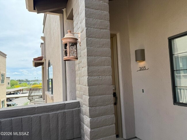 2028 E River Rd in Tucson, AZ - Building Photo - Building Photo