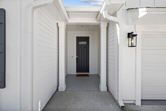 729 Landing Cir in Panama City Beach, FL - Building Photo - Building Photo