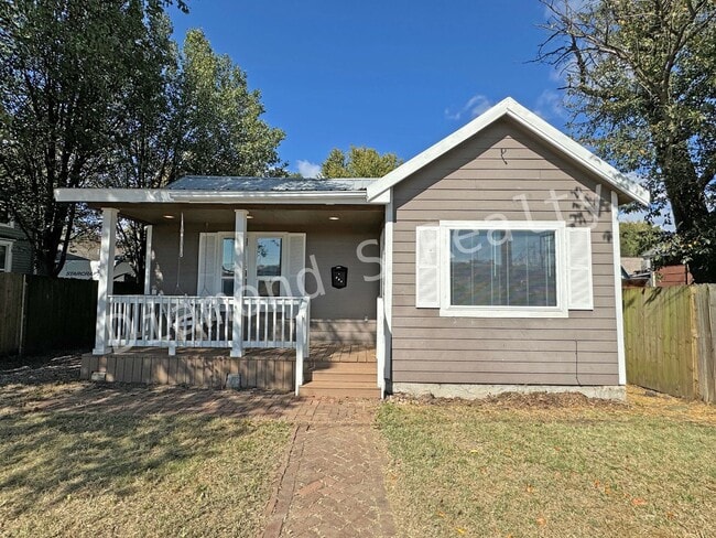 property at 317 E Chase St