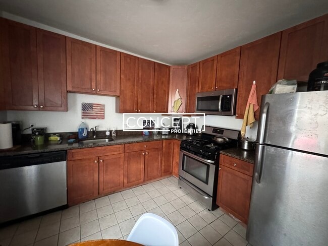 878 Huntington Ave, Unit 2 in Boston, MA - Building Photo - Building Photo