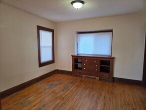 2931 N Newton Ave in Minneapolis, MN - Building Photo - Building Photo