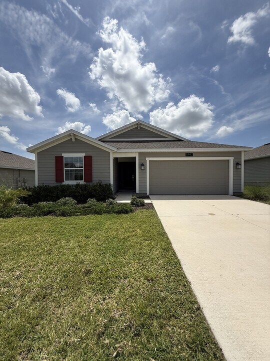 5442 Limestone St in Mount Dora, FL - Building Photo