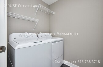 2304 SE Chayse Ln in Waukee, IA - Building Photo - Building Photo