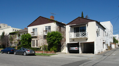 156 S Reeves Dr in Beverly Hills, CA - Building Photo - Building Photo