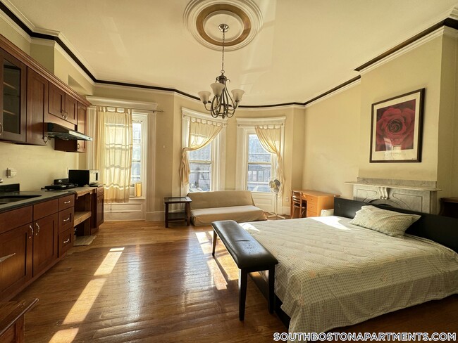 151 Dorchester St in Boston, MA - Building Photo - Building Photo