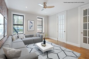 340 E 18th St, Unit 3D in New York, NY - Building Photo