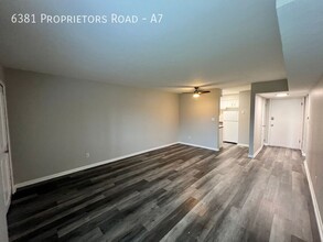 6381 Proprietors Rd in Columbus, OH - Building Photo - Building Photo