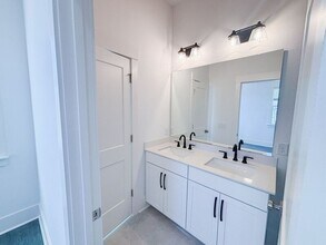 16 Nats Ct in Charleston, SC - Building Photo - Building Photo