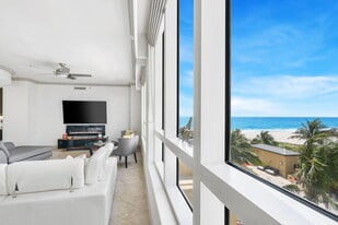 3800 N Ocean Dr in Riviera Beach, FL - Building Photo