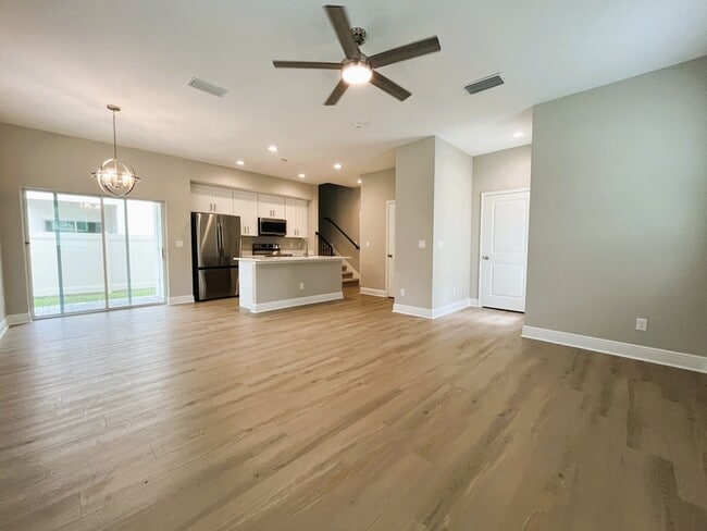 2232 S Bumby Ave in Orlando, FL - Building Photo - Building Photo