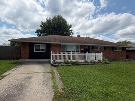 4326 Kitridge Rd in Dayton, OH - Building Photo