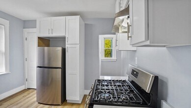 4 Navillus Terrace, Unit 3 in Boston, MA - Building Photo - Building Photo