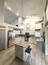 562 E 133rd Ct in Thornton, CO - Foto de edificio - Building Photo