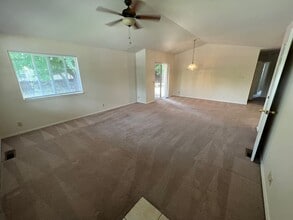 62613 Hawkview Road in Bend, OR - Building Photo - Building Photo