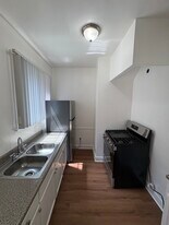 314 S Catalina St in Los Angeles, CA - Building Photo