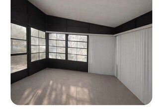 1715 Douglas Ave in Kissimmee, FL - Foto de edificio - Building Photo