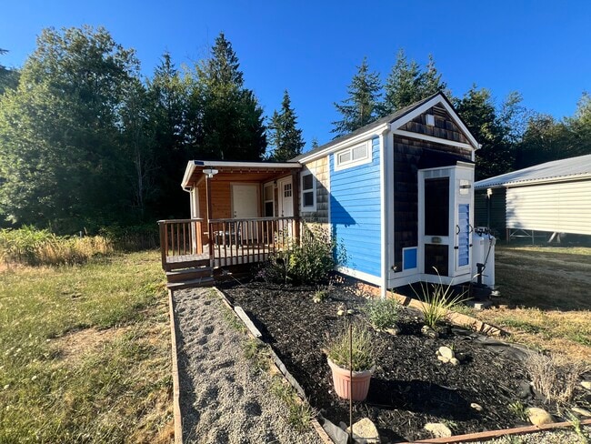 property at 9640 Nika Trail NW