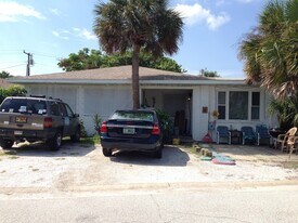 603 Madison Ave in Cape Canaveral, FL - Building Photo
