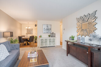 International Village Apartments in Bloomington, MN - Building Photo - Interior Photo