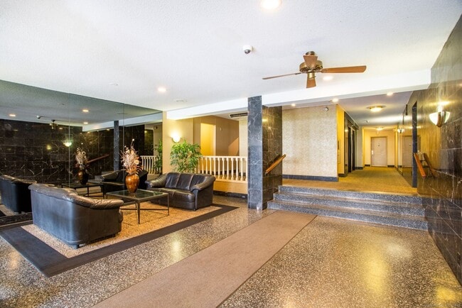 property at 65 Glenbrook Rd