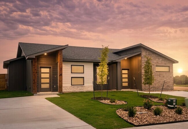 property at 1611 Crooked River