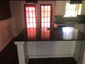 8132 Hobbs Dr in Shreveport, LA - Building Photo - Building Photo