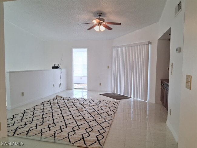108 Santa Clara Dr in Naples, FL - Building Photo - Building Photo