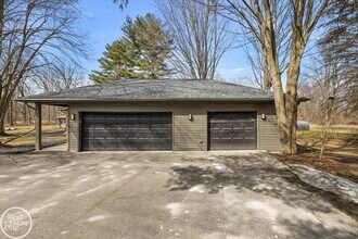 1765 E Predmore Rd, Unit X Phoenix-1519A in Oakland Township, MI - Building Photo - Building Photo