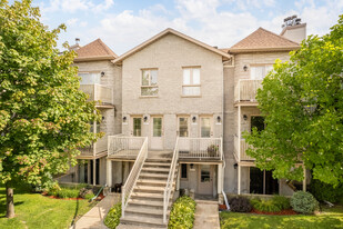 6977 Marie-Guyart Rue in Montréal, QC - Building Photo