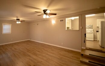 3212 Wenz Ave in Waco, TX - Building Photo - Building Photo