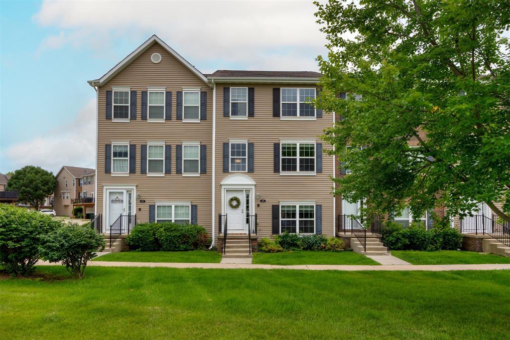928 NE Kamies Ln in Ankeny, IA - Building Photo