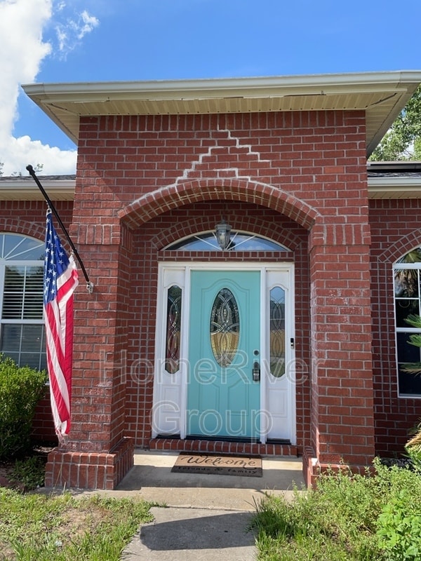 property at 1202 Northview Dr