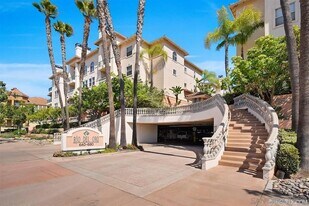 680 Camino De La Reina in San Diego, CA - Building Photo