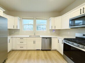 4156 W Hardman Way in Lehi, UT - Foto de edificio - Building Photo