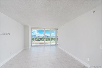 21205 Yacht Club Dr-Unit -2007 in Aventura, FL - Building Photo - Building Photo